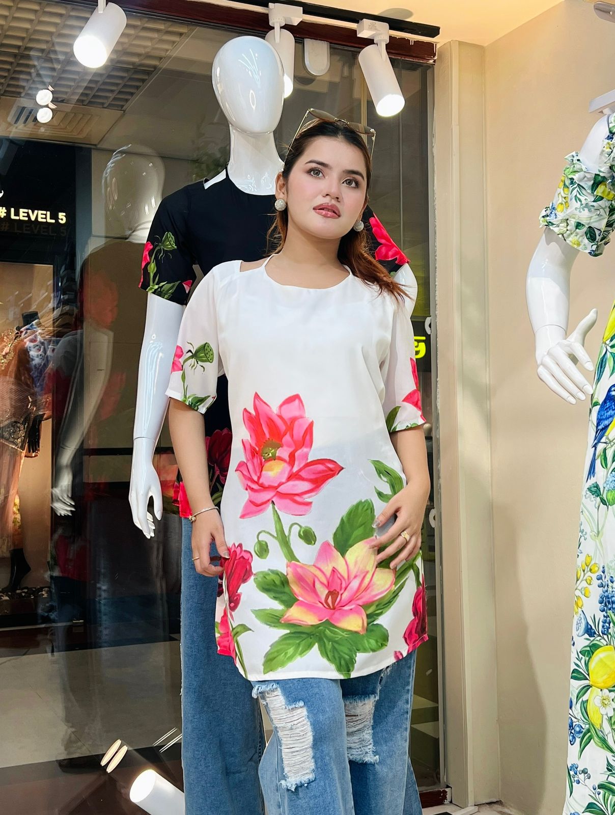 Loutus Grace (Kurti)