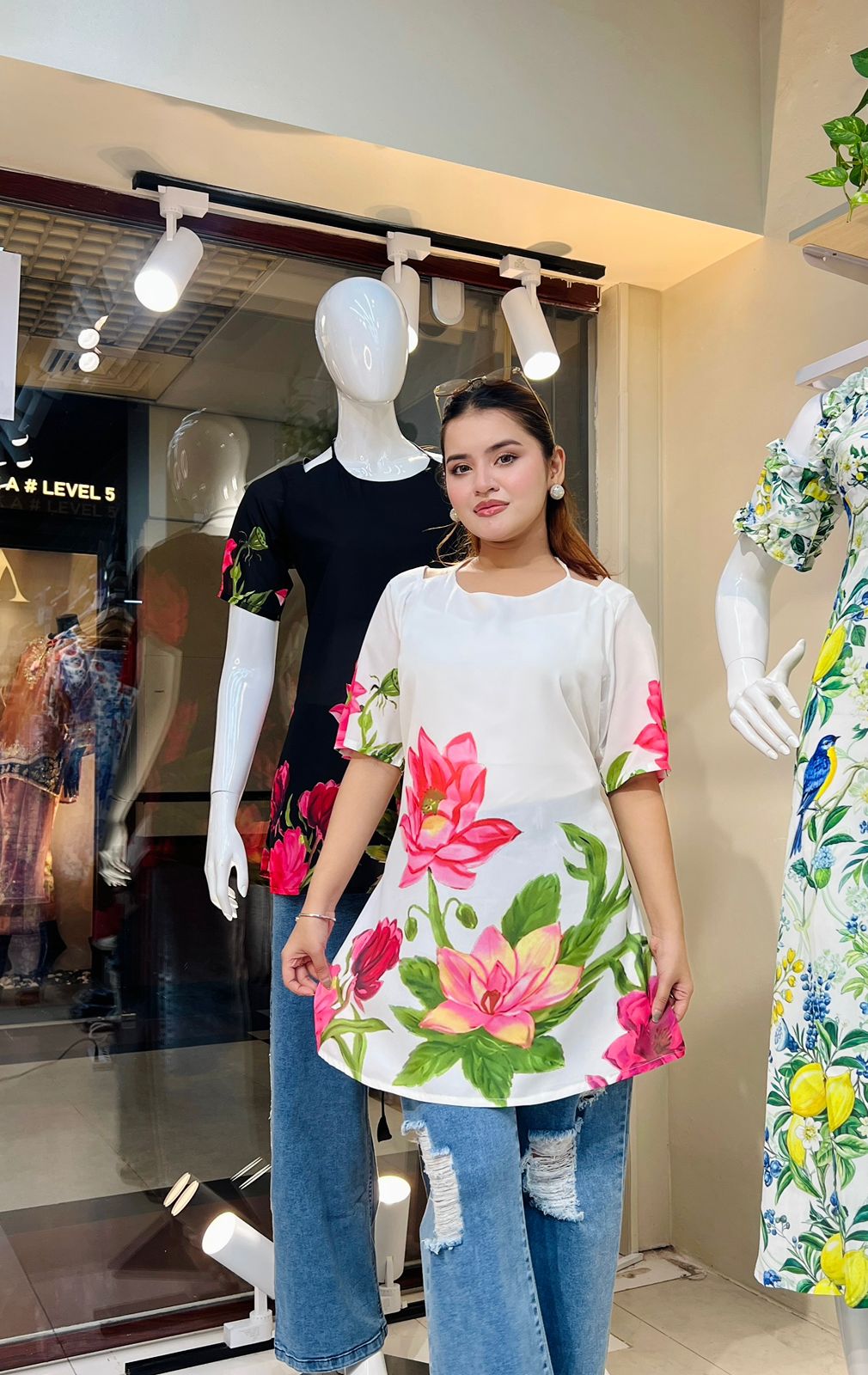 Loutus Grace (Kurti)