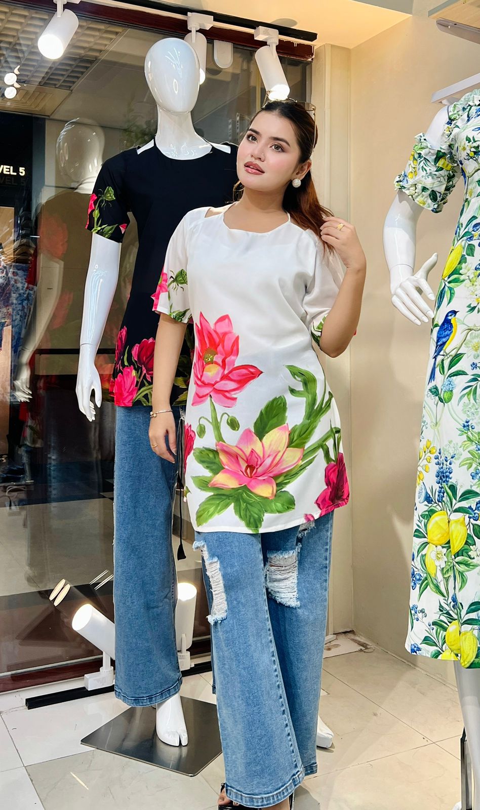 Loutus Grace (Kurti)